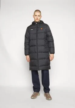 Ellesse Longli Padded JacketCappotto InvernaleBlack Uomo Cappotti EL922T07Y-Q11 -Ellesse 0a27f6cbf73b44f28a377e136b0128c5