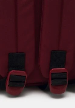 Ellesse Arora Backpack And Water Bottle Set UnisexSet ZainettoBurgundy Bambini Zaini E Astucci Scuola EL953I009-G11 8 Ellesse Arora Backpack And Water Bottle Set UnisexSet ZainettoBurgundy Bambini Zaini E Astucci Scuola EL953I009-G11 -Ellesse 0e3c89754d214fb5b8971af0d235a589