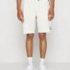 Ellesse Endrizi ShortPantaloncini SportiviOff-White Uomo Bermuda EL942E04V-A11 1 Ellesse Endrizi ShortPantaloncini SportiviOff-White Uomo Bermuda EL942E04V-A11 -Ellesse 11b9451717c24361aa5bd25a8519b18b