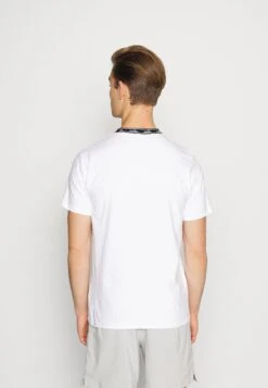 Ellesse AlonaT-Shirt Con StampaWhite Uomo Abbigliamento EL942D03T-A11 -Ellesse 173e3a0d42d54476976b75ba1bc14b48