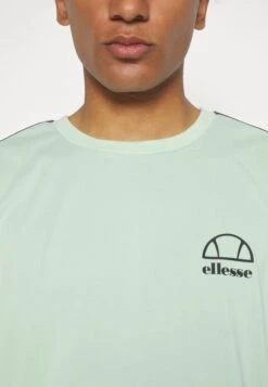Ellesse Venuto TeeT-Shirt Con StampaGreen Uomo T-shirt E Polo EL942D051-M11 -Ellesse 1df4debfc178449a89c3e4d111fd7406