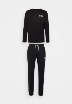 Ellesse Sanzio SetPigiamaBlack Uomo Per La Notte EL982M00K-Q11 -Ellesse 1e5bea4d7334483d968dbcf939936ac2