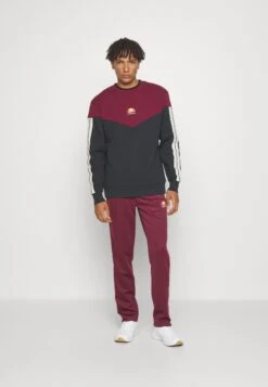 Ellesse Alessie Track PantPantaloni SportiviBurgundy Uomo Pantaloni EL942E04U-G11 5 Ellesse Alessie Track PantPantaloni SportiviBurgundy Uomo Pantaloni EL942E04U-G11 -Ellesse 1fdf88768bbe4138b40f35fe8512e3b8