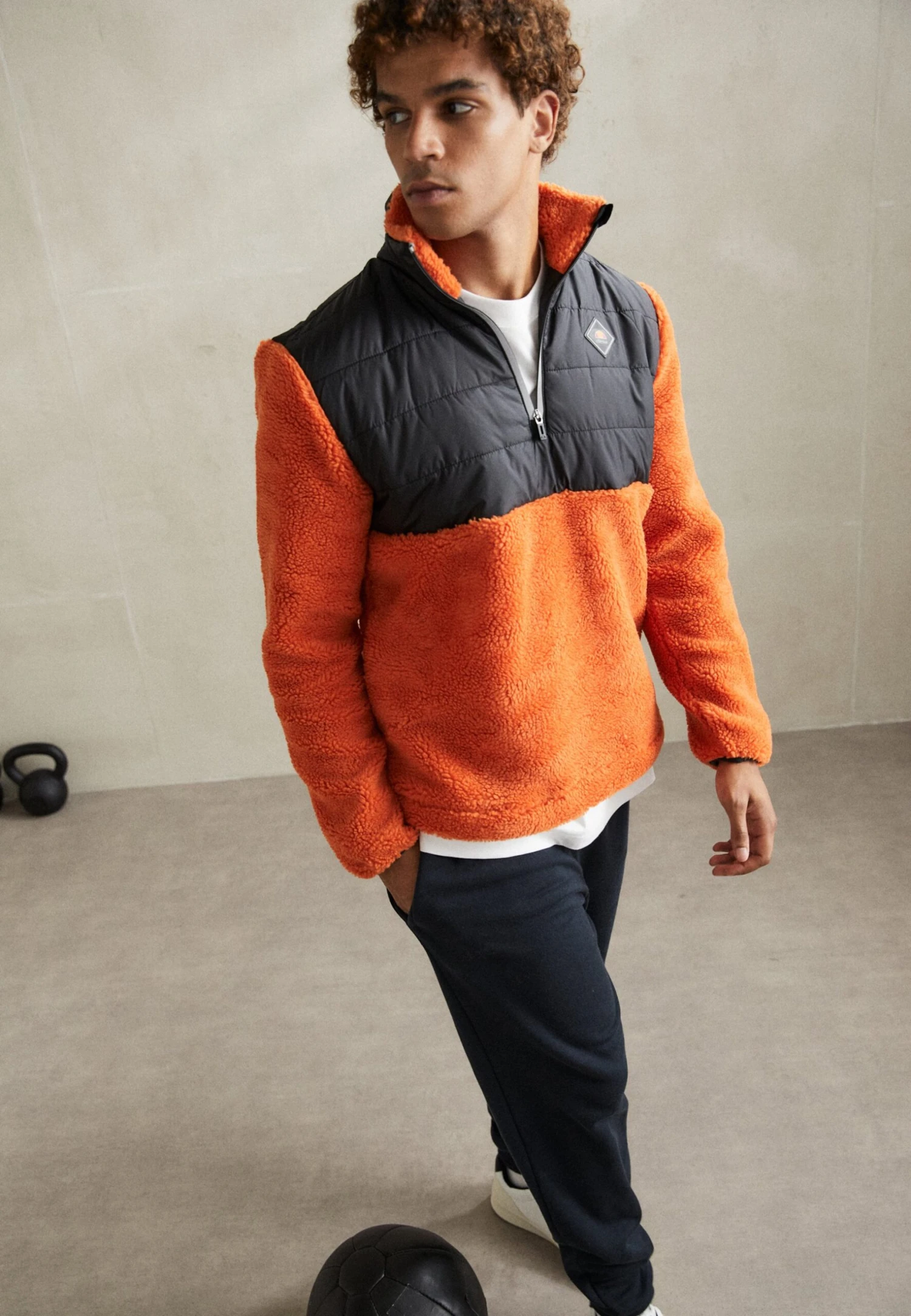 Tammaro - Felpa In Pile - Orange Ellesse Tammaro - Felpa In Pile - Orange -Ellesse 27860b7b0b8144b0b34bba7be95be7ae scaled