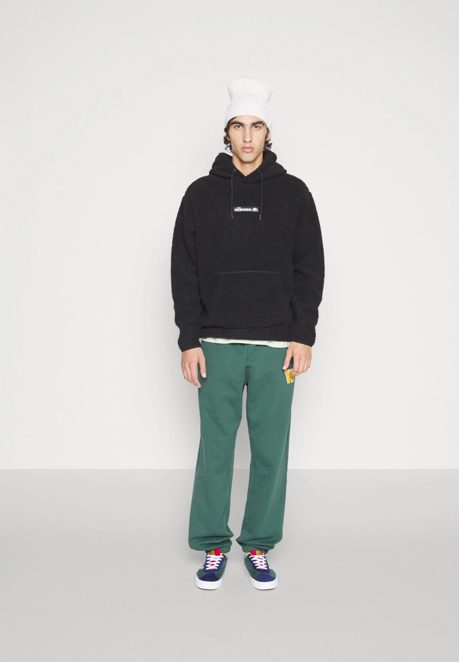 GeraniGiacca In PileBlack Uomo Maglieria e Felpe EL922S08X-Q11 Ellesse GeraniGiacca In PileBlack Uomo Maglieria E Felpe EL922S08X-Q11 -Ellesse 29fad5ff18d6443585ff07d02a23dfe0 scaled