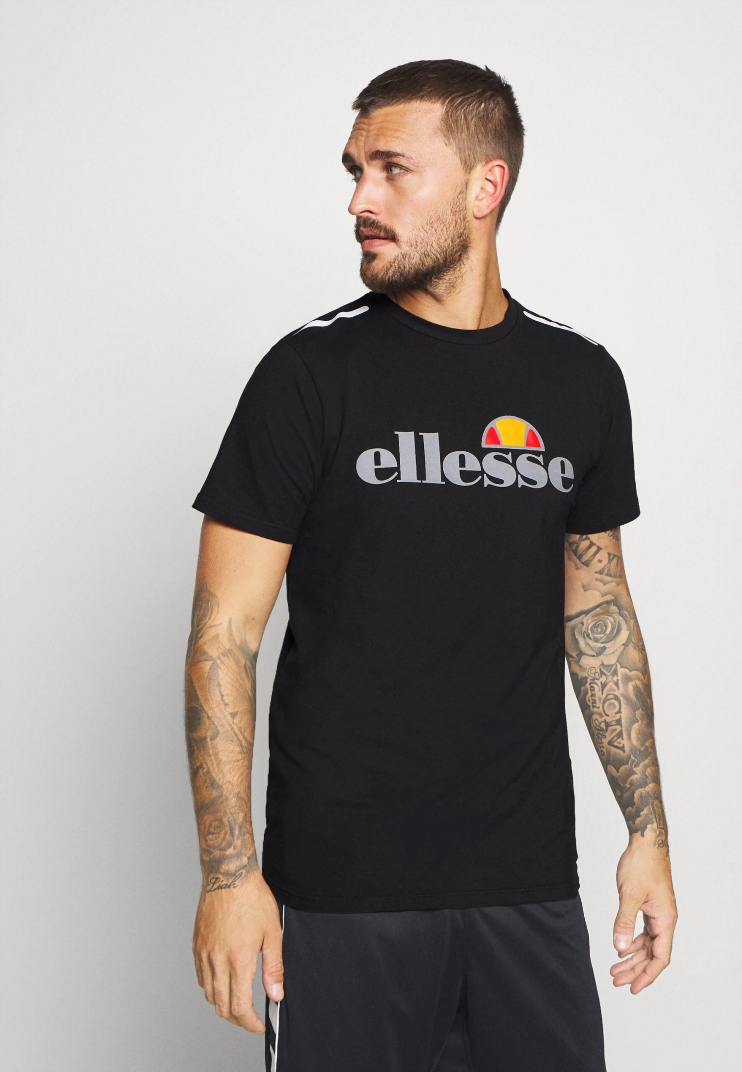 Cella T-Shirt Con StampaBlack Uomo T-shirt e polo EL942D026-Q11 Ellesse Cella T-Shirt Con StampaBlack Uomo T-shirt E Polo EL942D026-Q11 -Ellesse 2b63e2f5e065461faf1d8fde9cf09ee8 scaled