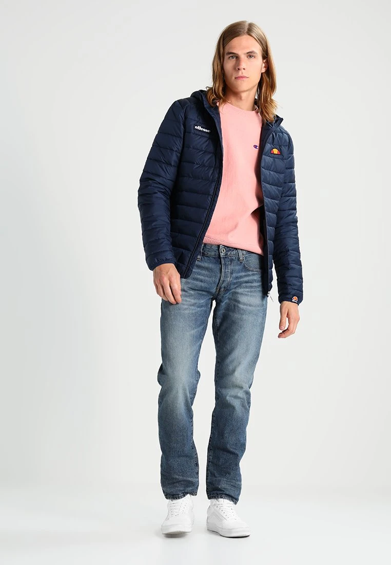 LombardyGiacca Da Mezza StagioneDress Blues Uomo Giacche EL922L007-K11 Ellesse LombardyGiacca Da Mezza StagioneDress Blues Uomo Giacche EL922L007-K11 -Ellesse 306f6ba2d3aa49fd8cf06bd1bbeded70