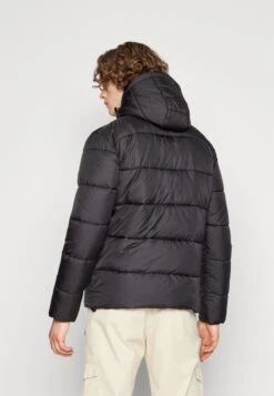 Ellesse PadderinoGiacca InvernaleBlack Uomo Giacche EL922T0A5-Q11 -Ellesse 33ea4643f77841c498a1a898454c795b