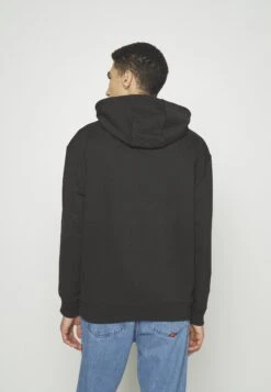 Ellesse Caldine HoodyFelpaBlack Uomo Maglieria E Felpe EL922S0CJ-Q11 5 Ellesse Caldine HoodyFelpaBlack Uomo Maglieria E Felpe EL922S0CJ-Q11 -Ellesse 353def18a0c748cb81346984ff9dca1a