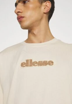 Ellesse Kem TeeT-Shirt Con StampaOffwhite Uomo Abbigliamento EL922O0I0-A11 -Ellesse 3b4a0597b3ae45aa8f4b4b86def3ae9c