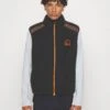 Ellesse Oziola GiletSmanicatoBlack Uomo Abbigliamento EL942F03S-Q11 -Ellesse 3dd42058d8134c60bebf7166901d4542