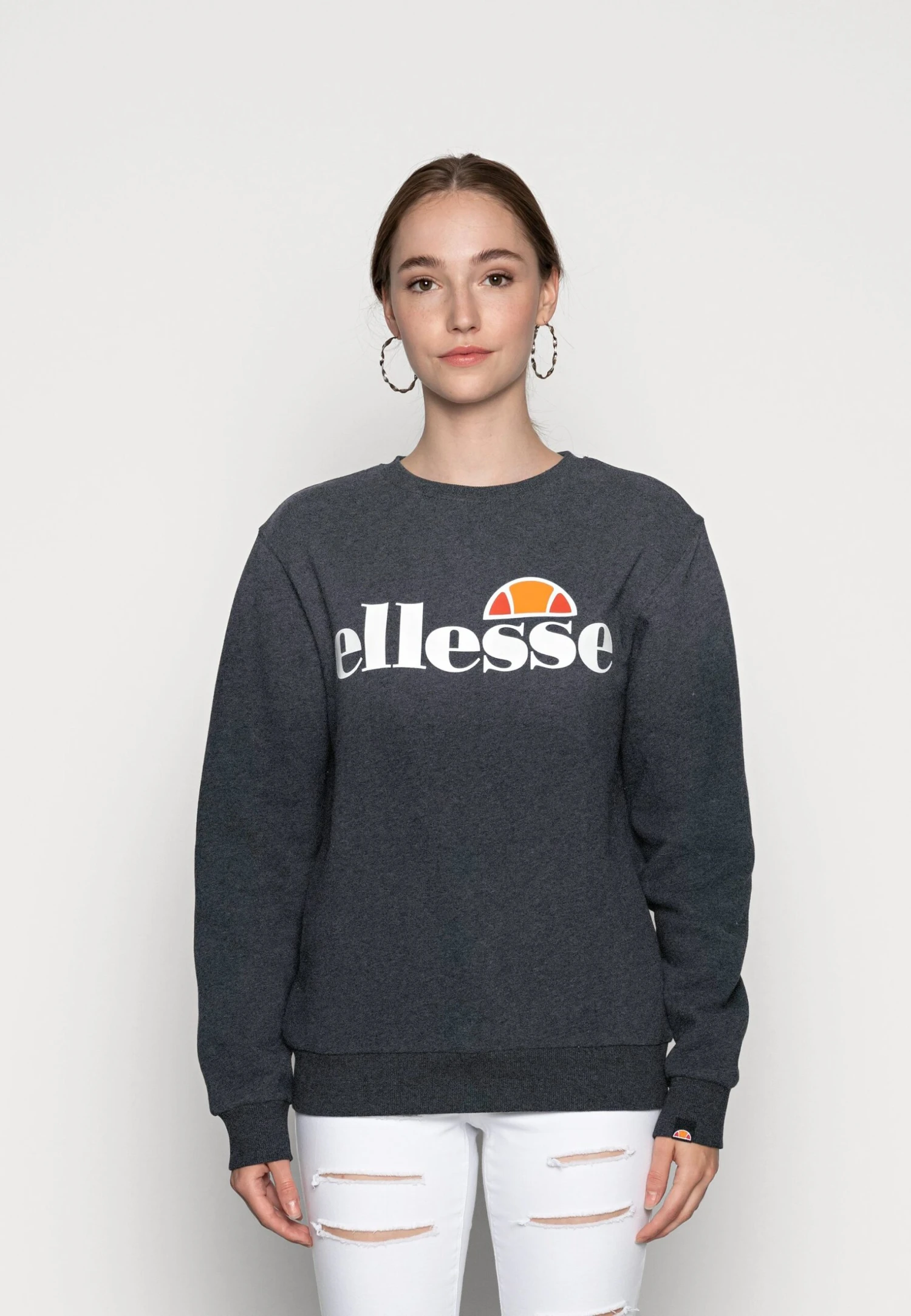 AgataFelpaDark Grey Marl Donna Felpe EL921J00B-C12 Ellesse AgataFelpaDark Grey Marl Donna Felpe EL921J00B-C12 -Ellesse 40f659bae71c48ddab5b7f0fb7afb7d6 scaled