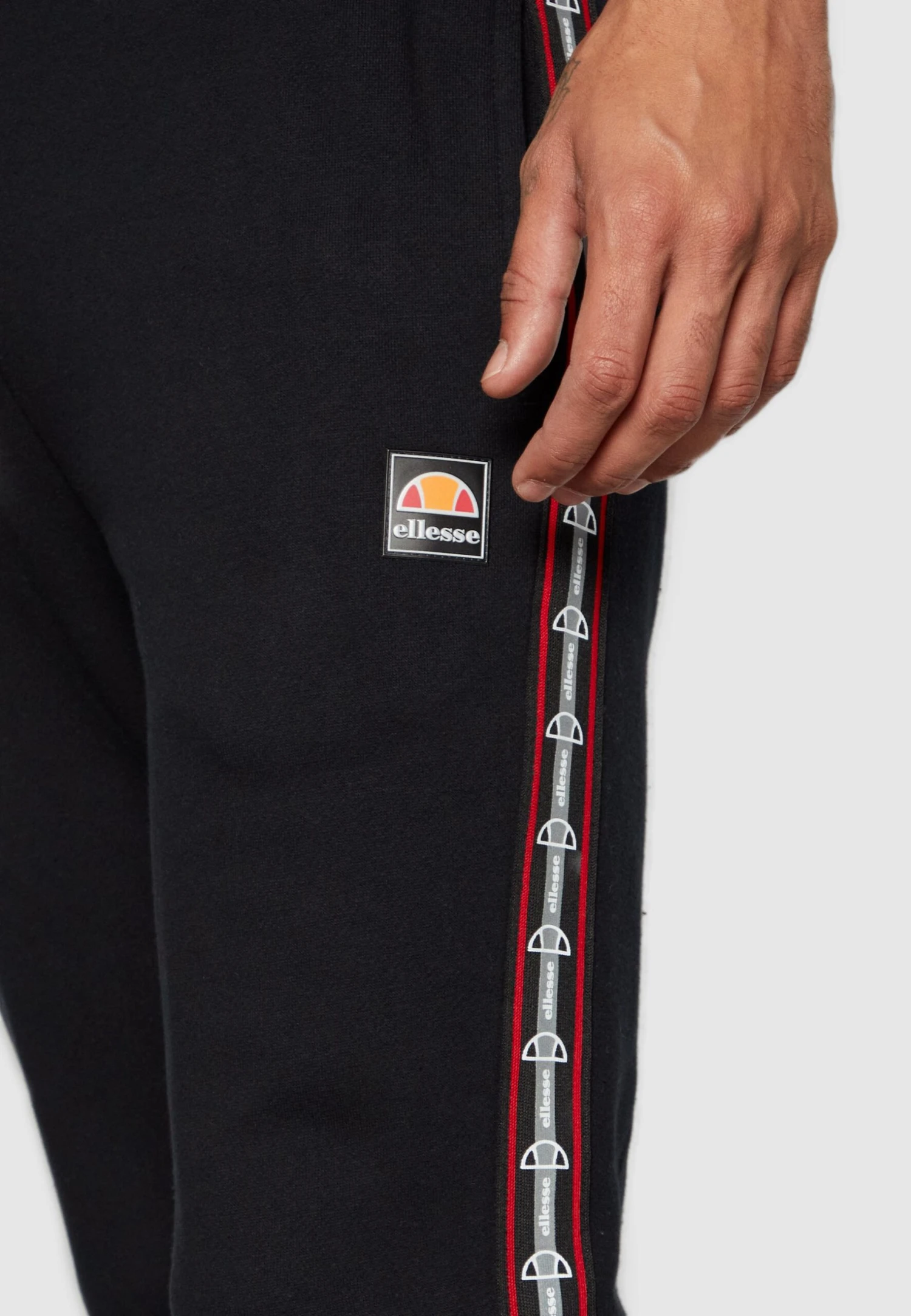 Jettan Jog PantPantaloni SportiviBlack Uomo Abbigliamento EL922E04L-Q11 Ellesse Jettan Jog PantPantaloni SportiviBlack Uomo Abbigliamento EL922E04L-Q11 -Ellesse 4dd2580a697545a6a47364c3cf246236 scaled