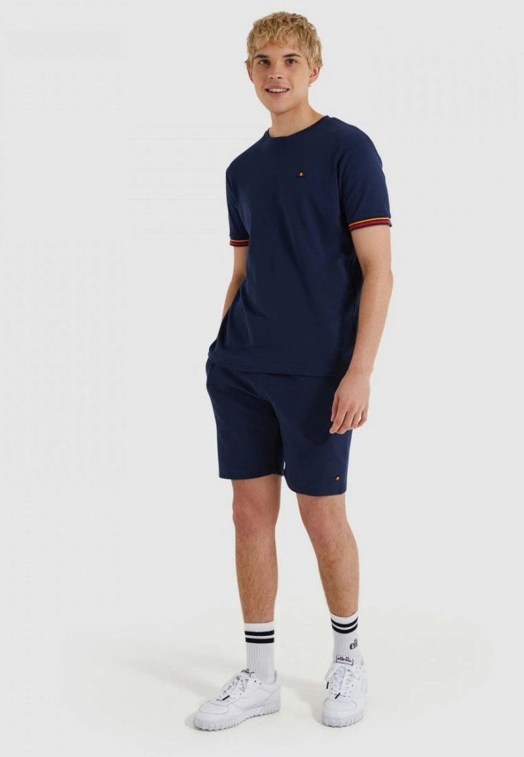 TowersT-Shirt BasicBlue Uomo T-shirt e polo EL922O0DC-K11 Ellesse TowersT-Shirt BasicBlue Uomo T-shirt E Polo EL922O0DC-K11 -Ellesse 5511abe3db96454fbc24f0ca0327147d