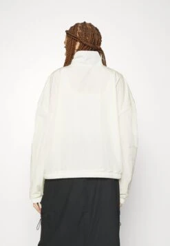 Ellesse LeraGiacca A VentoOff White Donna Giacche E Blazer EL921G03H-A11 5 Ellesse LeraGiacca A VentoOff White Donna Giacche E Blazer EL921G03H-A11 -Ellesse 5b25efd5d2a247a99ec8400f67f232e6