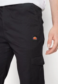Ellesse RingaPantaloni CargoBlack Uomo Pantaloni EL922E061-Q11 9 Ellesse RingaPantaloni CargoBlack Uomo Pantaloni EL922E061-Q11 -Ellesse 67dc5630b93141e0b7a9fca403ddee0c