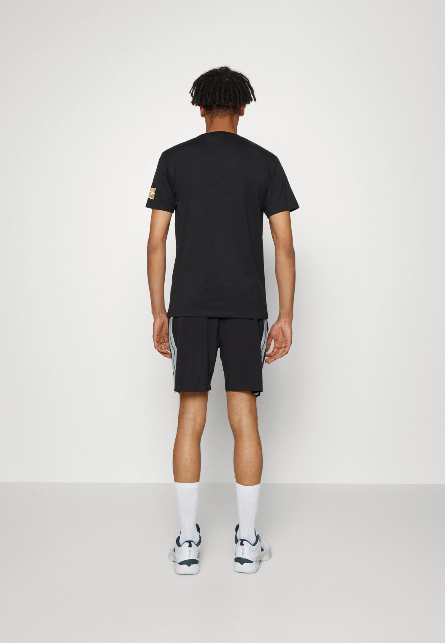 RawsonPantaloncini SportiviBlack Uomo Abbigliamento EL942E04H-Q11 Ellesse RawsonPantaloncini SportiviBlack Uomo Abbigliamento EL942E04H-Q11 -Ellesse 6bf9a0e2da4d4826b1e7726c992f0ae3 scaled