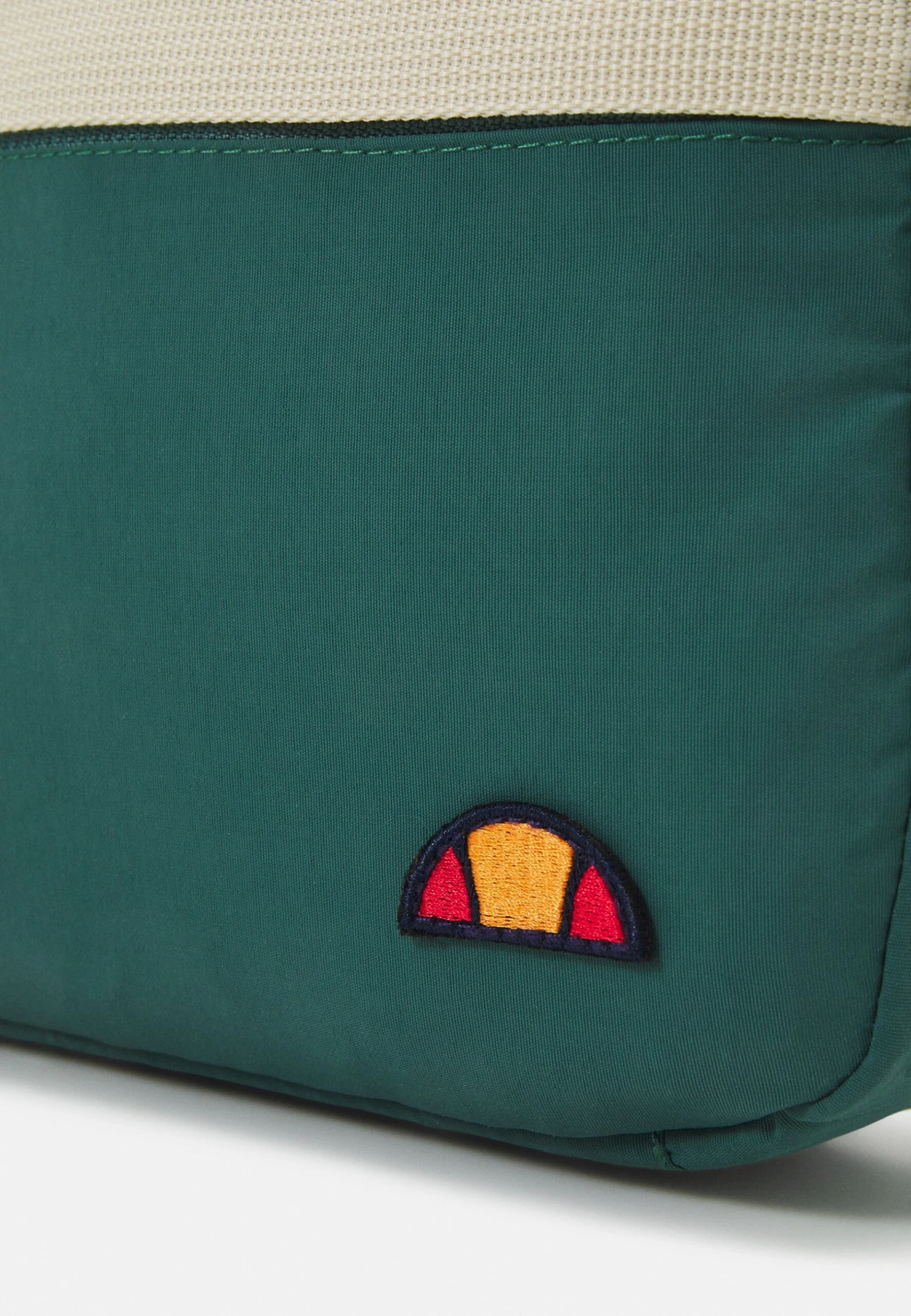 Melba Unisex - Borsa A Tracolla - Dark Green Ellesse Melba Unisex - Borsa A Tracolla - Dark Green -Ellesse 6feb3e70389d4cf782e938464fcd46d7 scaled