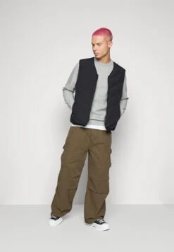 Ellesse Medici GiletSmanicatoBlack Uomo Giacche EL922T09T-Q11 -Ellesse 756a31126b164fefac353ec3cd58d079