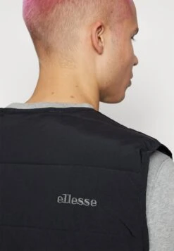 Ellesse Medici GiletSmanicatoBlack Uomo Giacche EL922T09T-Q11 -Ellesse 75b1c99bfca74e198dd6d77b3e58c616