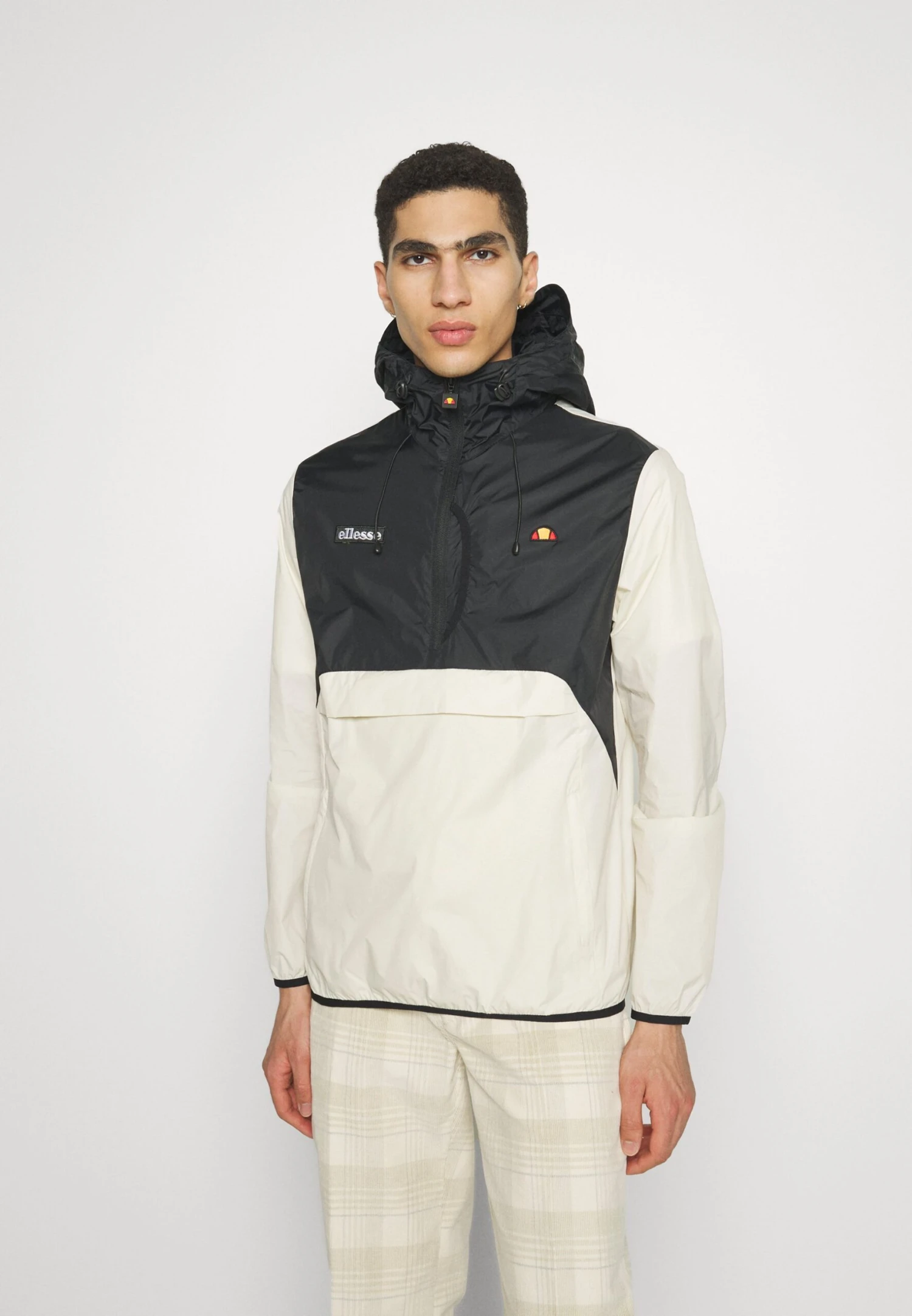 Abetano Oh JacketGiacca A VentoBeige Uomo Abbigliamento EL922T09W-B11 Ellesse Abetano Oh JacketGiacca A VentoBeige Uomo Abbigliamento EL922T09W-B11 -Ellesse 7b097769d057487ebd1dfacface8cc6e scaled