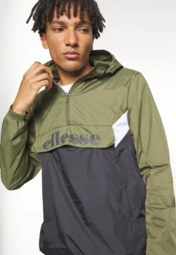 Ellesse Brando JacketGiacca A VentoKhaki/Black Uomo Giacche EL942F03R-N11 -Ellesse 7b9edf9c945c485c94164eabee4b57f3