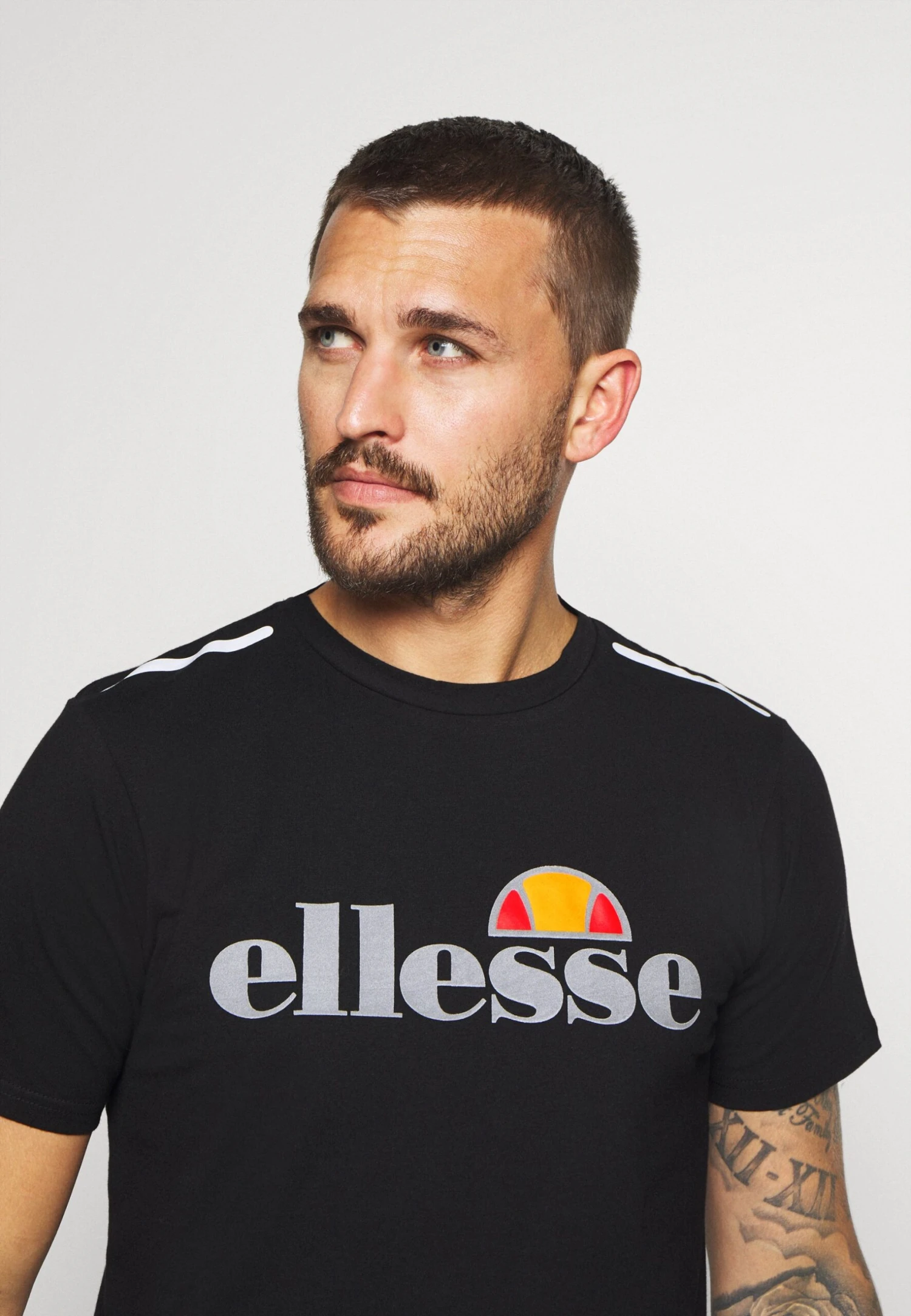 Cella T-Shirt Con StampaBlack Uomo T-shirt e polo EL942D026-Q11 Ellesse Cella T-Shirt Con StampaBlack Uomo T-shirt E Polo EL942D026-Q11 -Ellesse 86a6146074cc4b2398a21e77c5def191 scaled