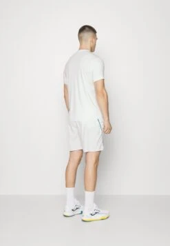 Ellesse BercyPantaloncini SportiviWhite Uomo Bermuda EL942E04E-A11 -Ellesse 87192954eb2343b8aa87f68672de470a