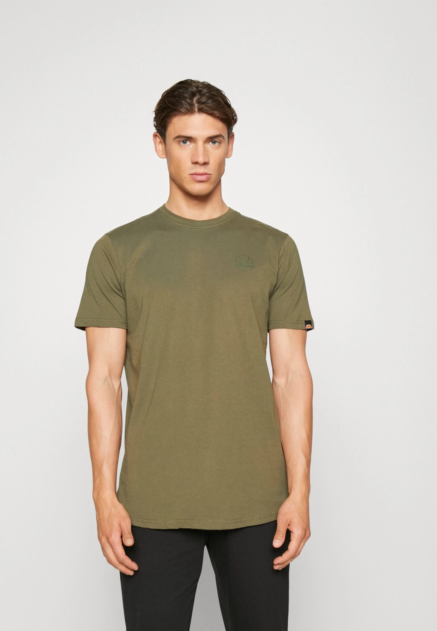 Vezuvi 3 PackT-Shirt BasicKhaki/Black/Orange Uomo T-shirt e polo EL982Q006-N11 Ellesse Vezuvi 3 PackT-Shirt BasicKhaki/Black/Orange Uomo T-shirt E Polo EL982Q006-N11 -Ellesse 89039b5c085243589aa92ac74a911abb scaled