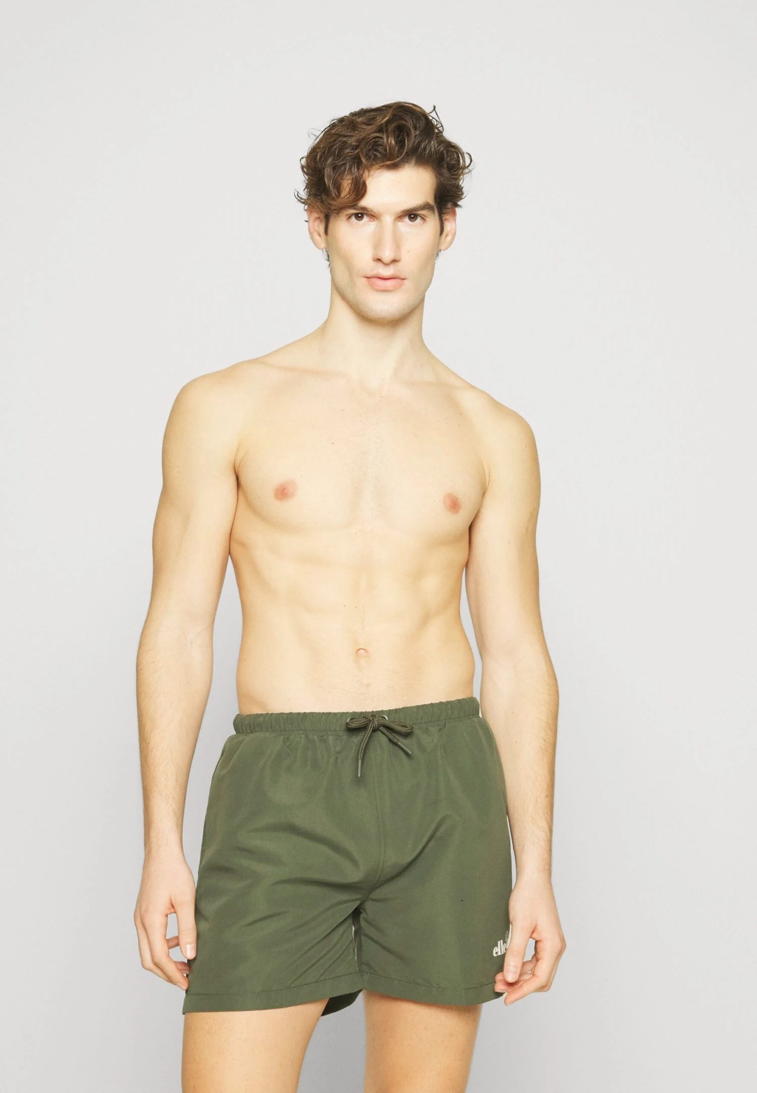 LaminaShorts Da MareKhaki Uomo Moda mare EL982H04U-N11 Ellesse LaminaShorts Da MareKhaki Uomo Moda Mare EL982H04U-N11 -Ellesse 8ea0356e97a443acb961ba65bb238f5a scaled