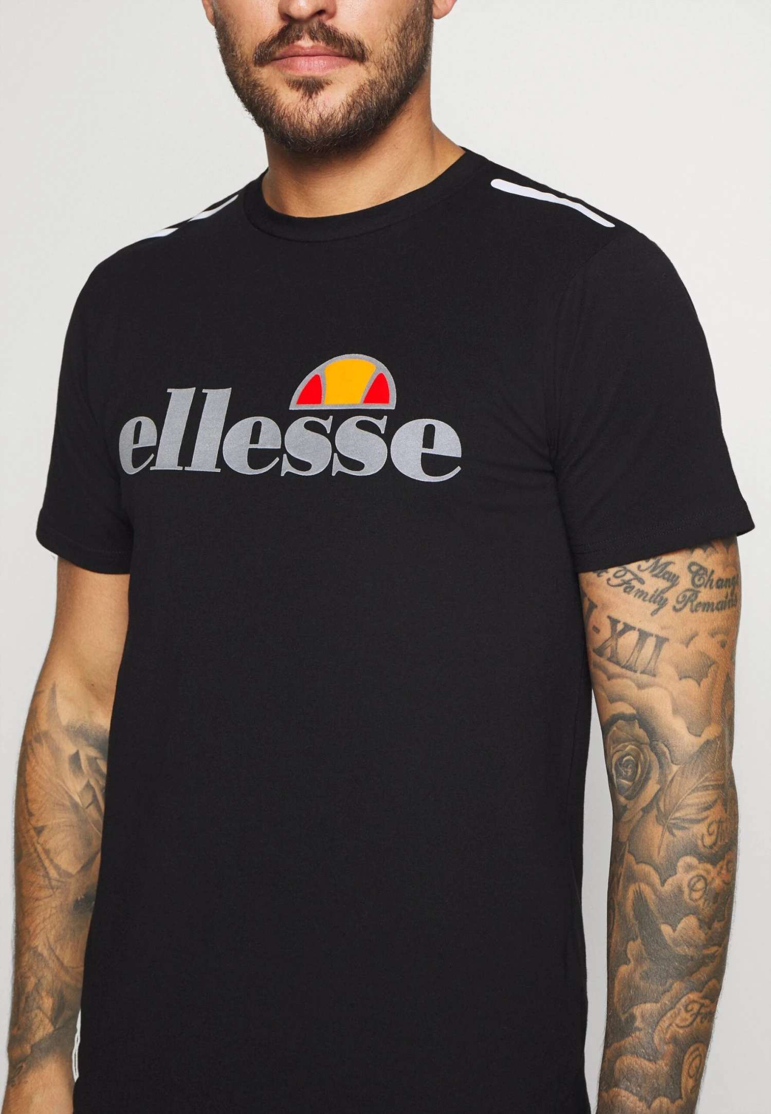 Cella T-Shirt Con StampaBlack Uomo T-shirt e polo EL942D026-Q11 Ellesse Cella T-Shirt Con StampaBlack Uomo T-shirt E Polo EL942D026-Q11 -Ellesse 8f3eaf21843b4605990d61073fd9b4ec scaled