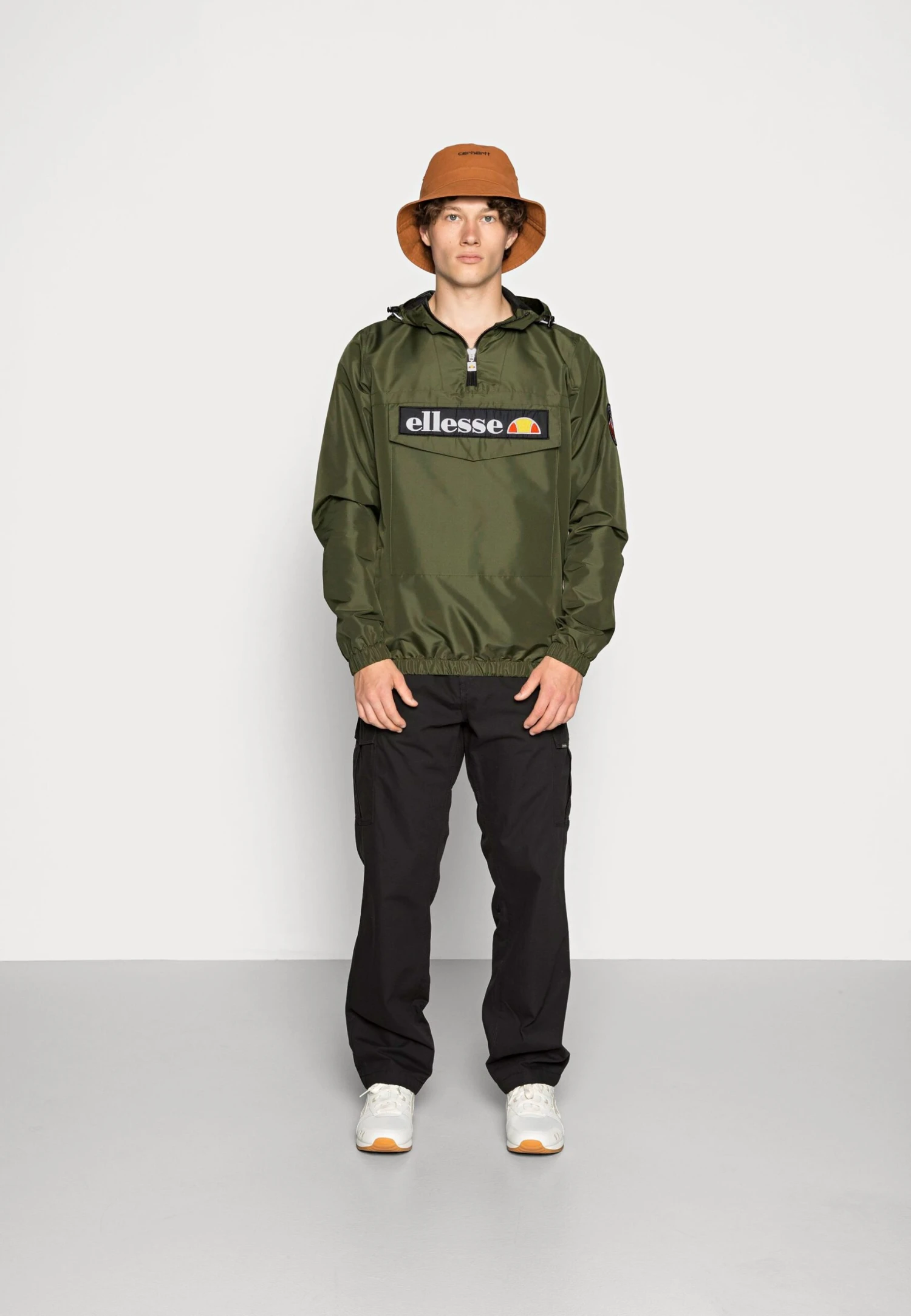 MontGiacca A VentoKhaki Uomo Giacche EL922T00S-N11 Ellesse MontGiacca A VentoKhaki Uomo Giacche EL922T00S-N11 -Ellesse 94aeab64d5de499ba322707128d4d022 scaled