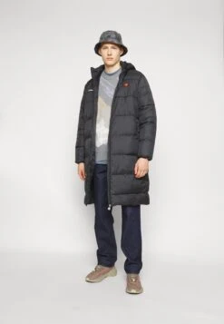 Ellesse Longli Padded JacketCappotto InvernaleBlack Uomo Cappotti EL922T07Y-Q11 -Ellesse 9539588a9b04422584830314ce65bf73