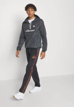 Ellesse Tonias Jacket - Giacca A Vento - Black -Ellesse 9ee58d9076e942a0a9fb7ca029f15922