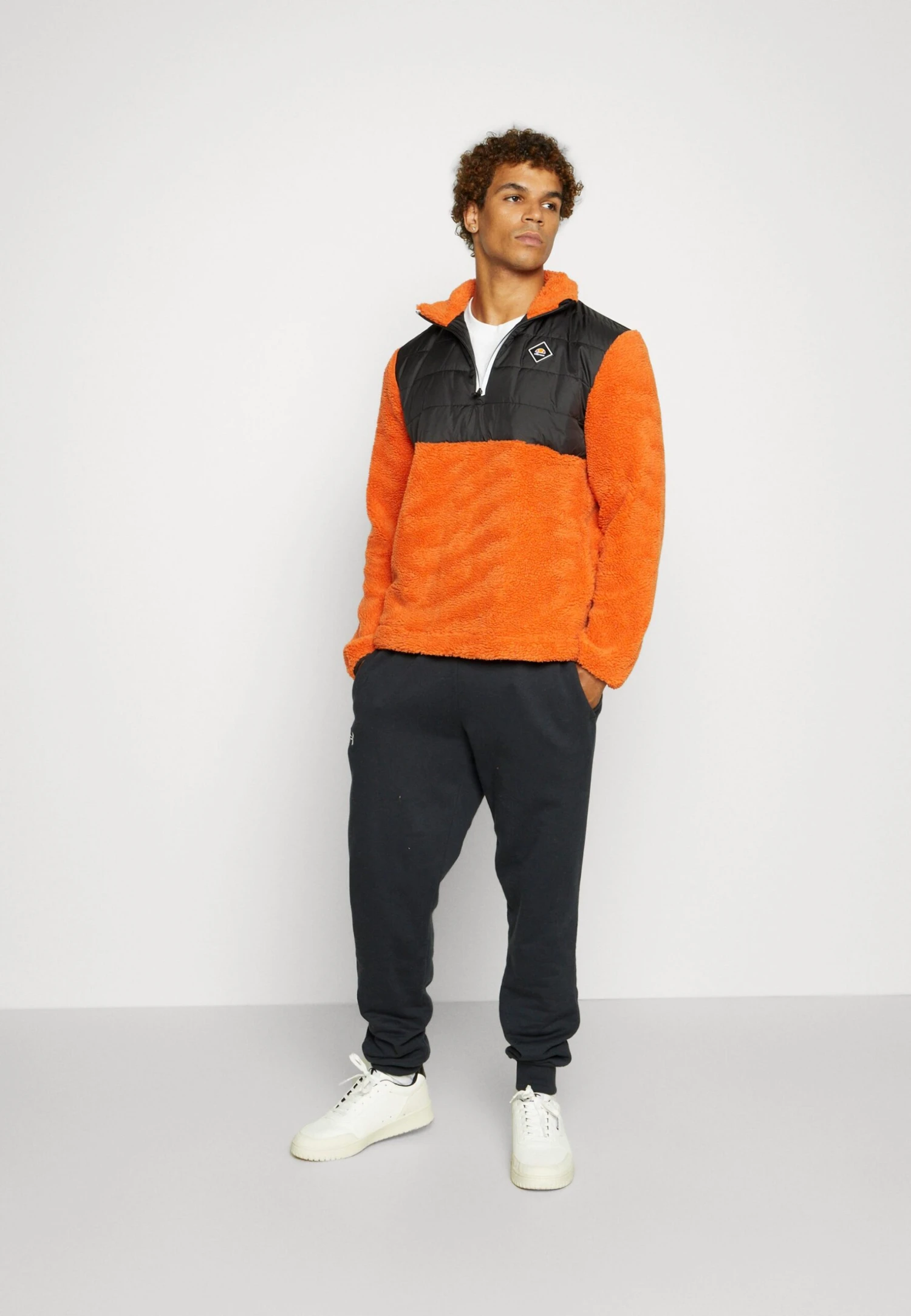 Tammaro - Felpa In Pile - Orange Ellesse Tammaro - Felpa In Pile - Orange -Ellesse b49f5ebd7f264a6bb660342260fd2d6e scaled