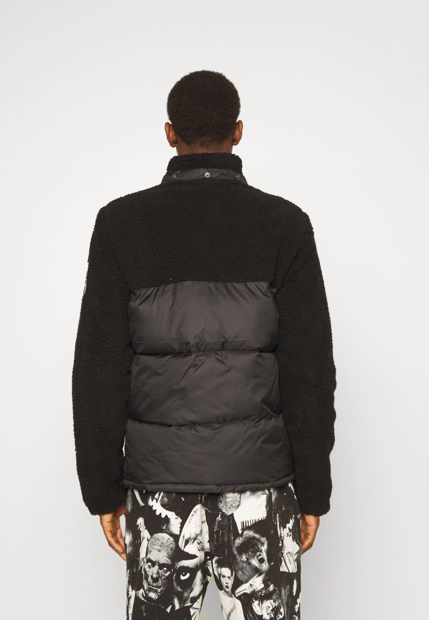 Sparra - Giacca Invernale - Black Ellesse Sparra - Giacca Invernale - Black -Ellesse c265f790e5654a38ae8d705b9f2f309e scaled