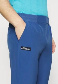 Ellesse DebillyPantaloni SportiviBlue Uomo Pantaloni EL942E04F-K11 -Ellesse c3cbf171dfb1479c82692dfea6c57f13
