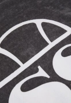 Ellesse Tovaglia UnisexTelo MareDark Grey Donna Moda Mare EL9810012-C11 4 Ellesse Tovaglia UnisexTelo MareDark Grey Donna Moda Mare EL9810012-C11 -Ellesse c598a22f62144c8290d2b0aabc659971