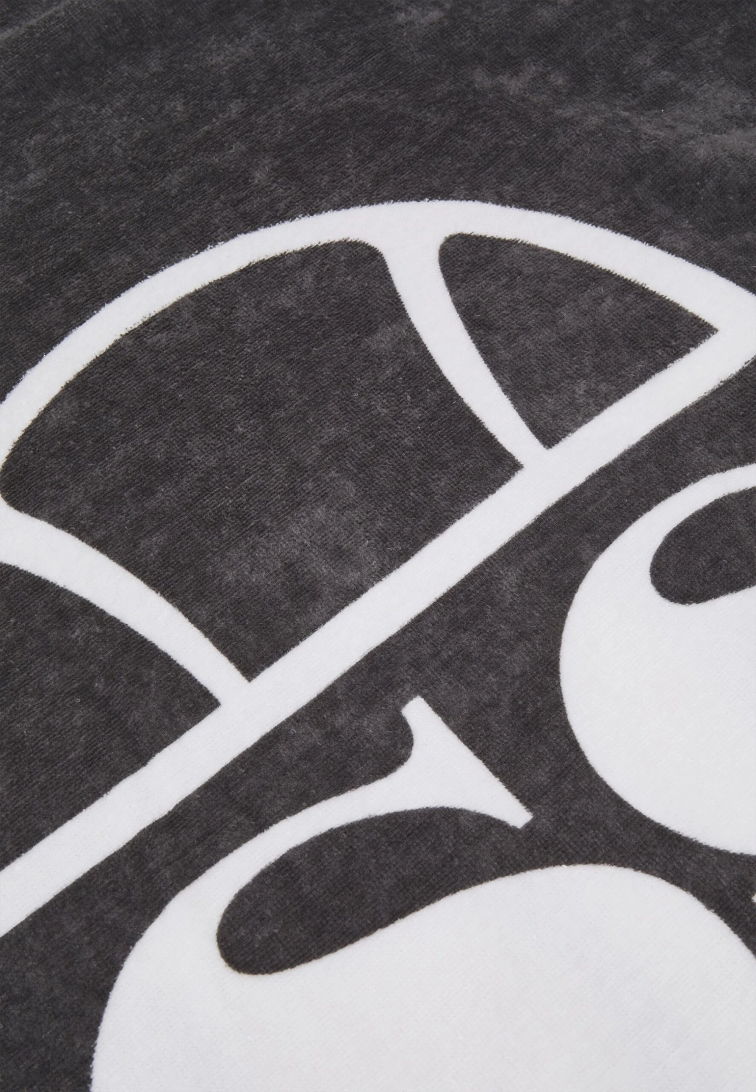 Tovaglia UnisexTelo MareDark Grey Donna Moda mare EL9810012-C11 Ellesse Tovaglia UnisexTelo MareDark Grey Donna Moda Mare EL9810012-C11 -Ellesse c598a22f62144c8290d2b0aabc659971 scaled