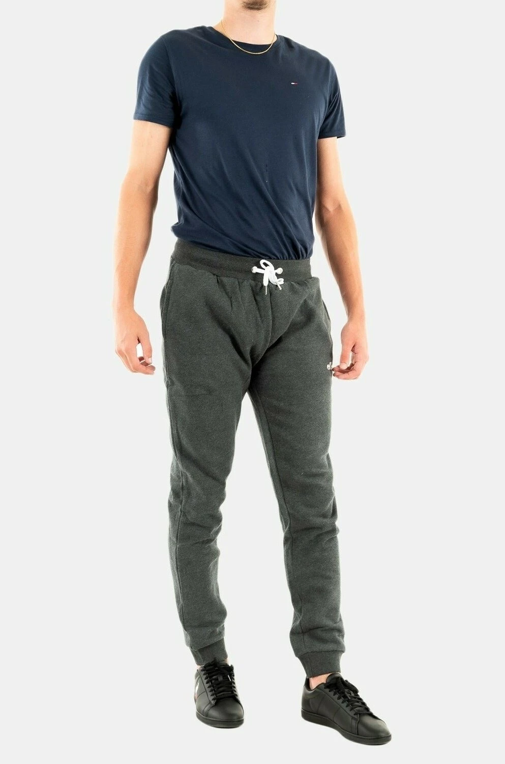 Pantaloni SportiviGrey Uomo Pantaloni sportivi e joggers EL922E03N-C11 Ellesse Pantaloni SportiviGrey Uomo Pantaloni Sportivi E Joggers EL922E03N-C11 -Ellesse c62d47c087514cef927336c15a7117f6