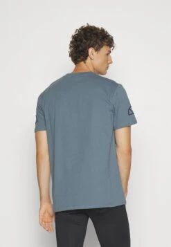 Ellesse Comodo TeeT-Shirt Con StampaBlue Uomo T-shirt E Polo EL942D053-K11 -Ellesse c8957b98acaf4898b438699ae077707f