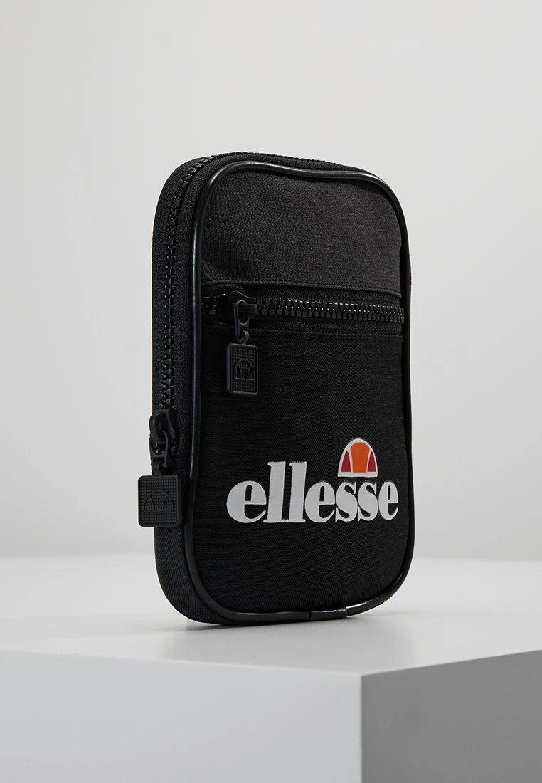 TempletonBorsa A TracollaBlack/Charcoal Marl Uomo Accessori EL952H008-Q11 Ellesse TempletonBorsa A TracollaBlack/Charcoal Marl Uomo Accessori EL952H008-Q11 -Ellesse cb1e20a213e343829ffbd42996a75545