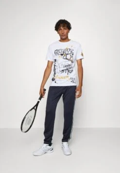 Ellesse Fifth TeeT-Shirt Con StampaWhite Uomo Abbigliamento EL942D04X-A11 -Ellesse cf390d7db8054fe0a8fd845a72ec9af4