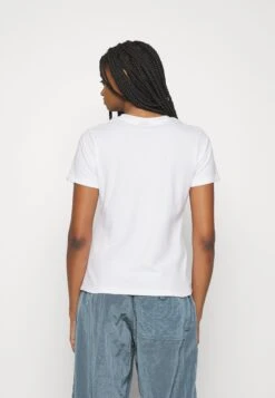 Ellesse SvettaT-Shirt BasicWhite Donna T-shirt E Top EL921D0C1-A11 -Ellesse d1d0f002990d4558b41b019660081df4