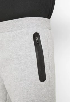 Ellesse AsteroPantaloncini SportiviGrey Marl Uomo Abbigliamento EL942E01Z-C11 -Ellesse d9e0d0bbbe06476ab6e03cac7be00c29