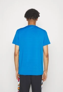 Ellesse Palermio TeeT-Shirt Con StampaBlue Uomo Abbigliamento EL942D056-K11 -Ellesse e07a925986a74037bfa2f986c3747edc