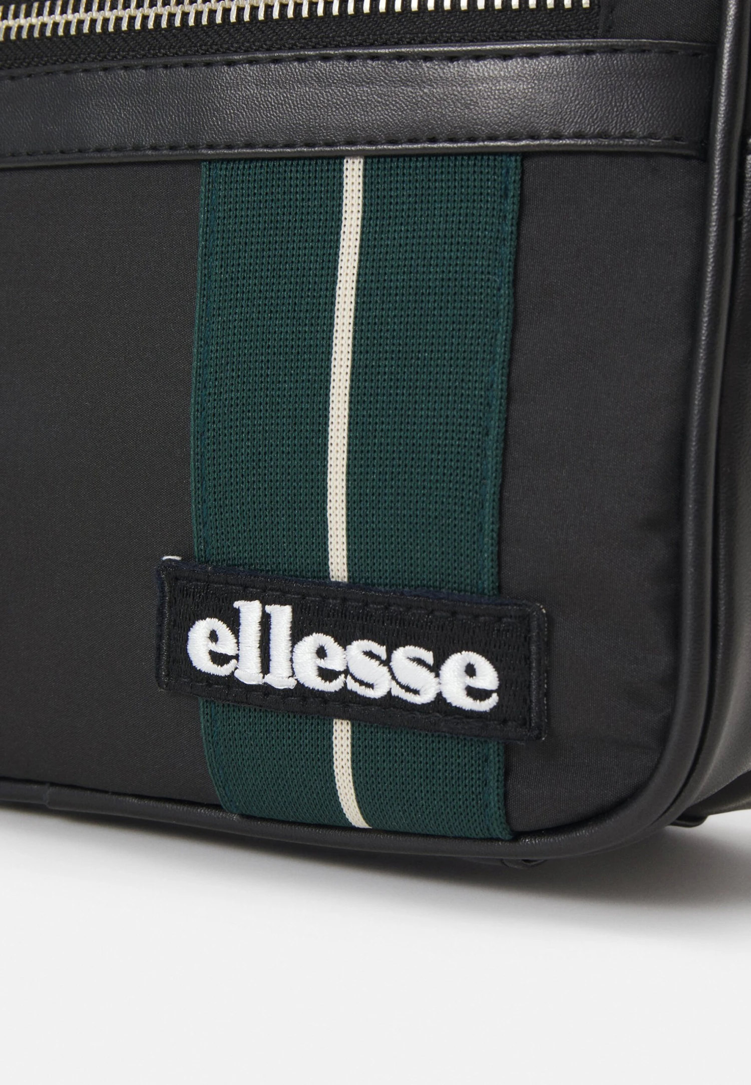 Tinaccio Cross Body Bag UnisexBorsa A TracollaBlack Uomo Borse EL954H03D-Q11 Ellesse Tinaccio Cross Body Bag UnisexBorsa A TracollaBlack Uomo Borse EL954H03D-Q11 -Ellesse e22e29216818471897fac34b43189286 scaled