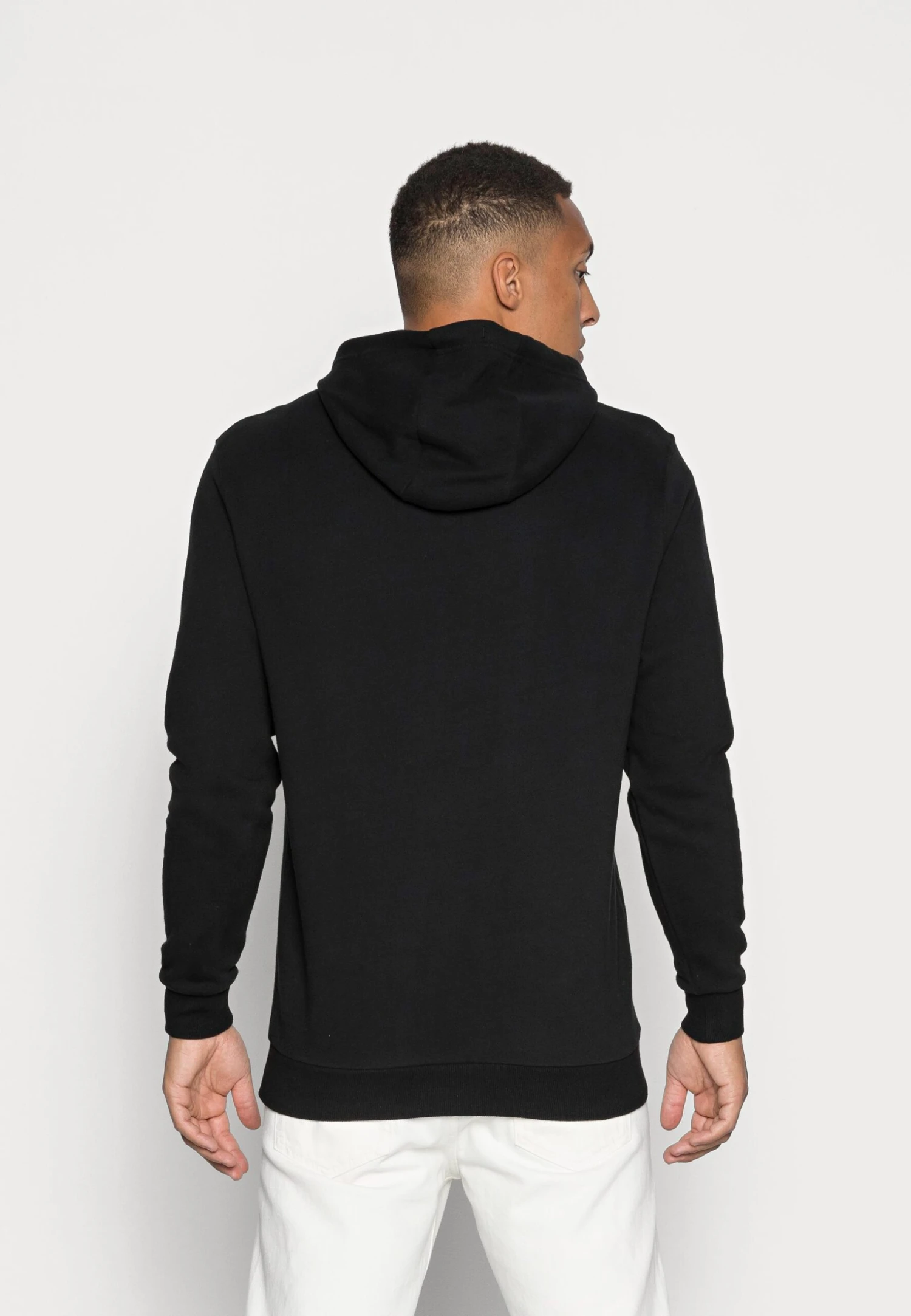 Gottero - Felpa Con Cappuccio - Black Ellesse Gottero - Felpa Con Cappuccio - Black -Ellesse e35682995be64abab0e9044dcb4f9069 scaled