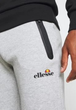 Ellesse OsteriaPantaloni SportiviGrey Uomo Pantaloni Sportivi E Joggers EL942E01K-C11 -Ellesse e83e4c5c67ce4b38b55223d9184acf80
