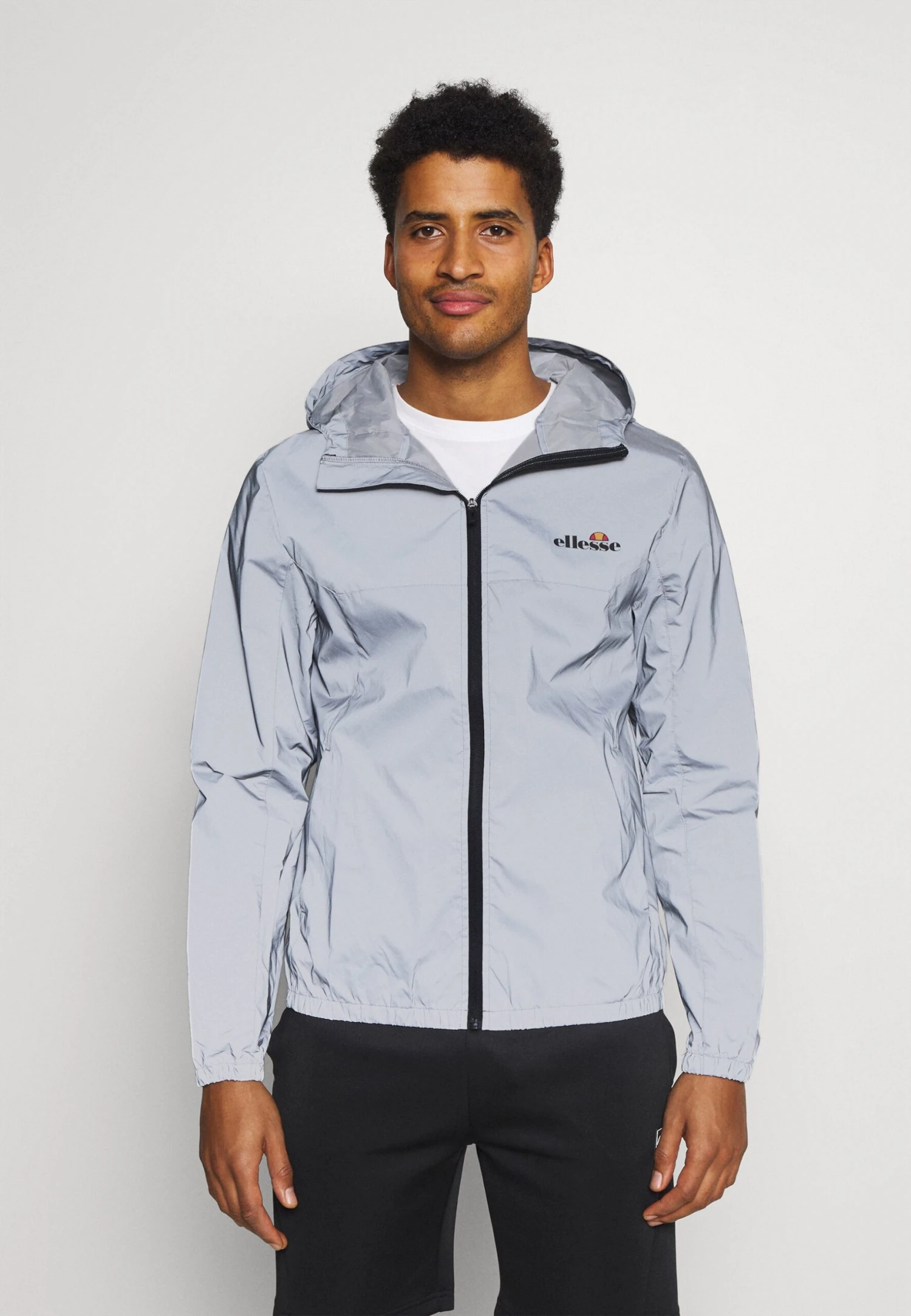 Cesanet JacketGiacca A VentoSilver Uomo Giacche EL942F01B-D11 Ellesse Cesanet JacketGiacca A VentoSilver Uomo Giacche EL942F01B-D11 -Ellesse eb5f102ce7144d57a2098f43591a9c6e scaled